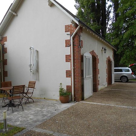 Maison D'Hotes Le Manoir De Contres Le Controis-en-Sologne Екстериор снимка